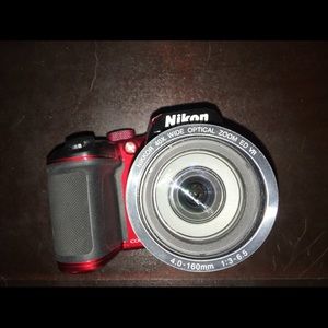 Nikon Coolpix B500